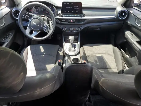 3KPF24AD4NE419027 2022 KIA FORTE - Image 8