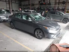 3KPF24AD4NE421098 2022 KIA FORTE