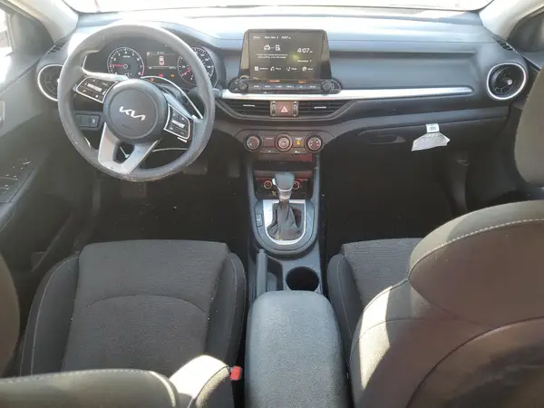 3KPF24AD4NE425443 2022 KIA FORTE - Image 8