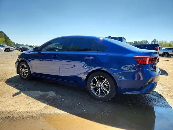 3KPF24AD4NE426978 2022 KIA FORTE - Image 2