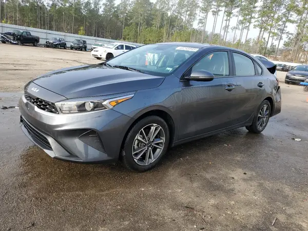 3KPF24AD4NE427872 2022 KIA FORTE - Image 1