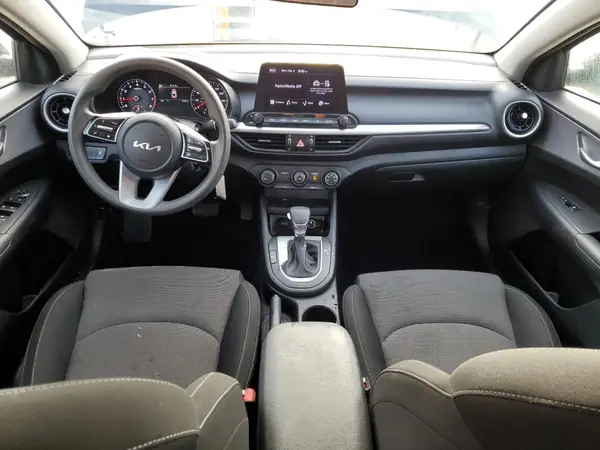 3KPF24AD4NE427872 2022 KIA FORTE - Image 8