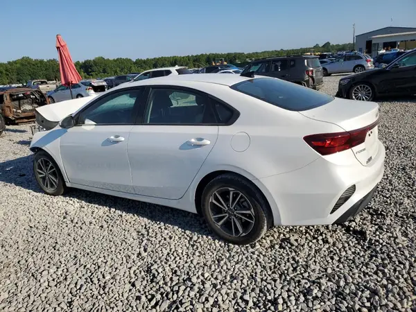 3KPF24AD4NE429122 2022 KIA FORTE - Image 2