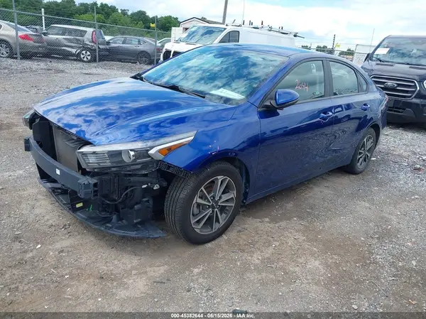 3KPF24AD4NE429248 2022 KIA FORTE - Image 2
