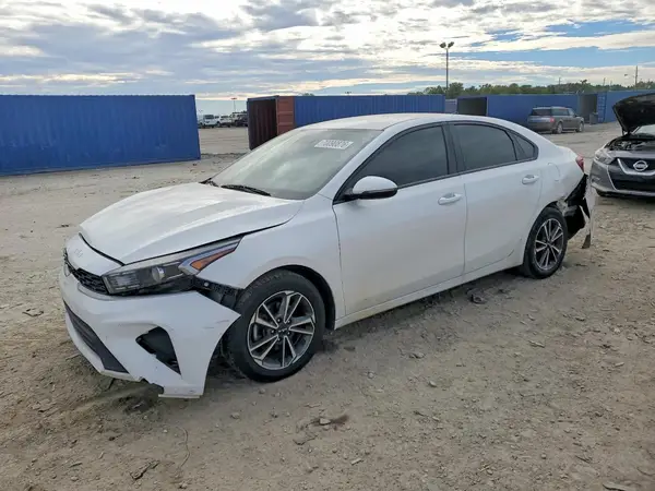 3KPF24AD4NE431047 2022 KIA FORTE - Image 1