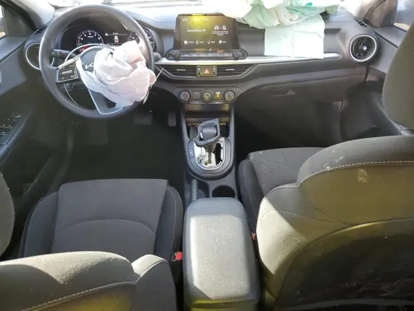 3KPF24AD4NE432182 2022 KIA FORTE - Image 8
