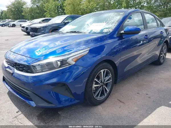 3KPF24AD4NE433039 2022 KIA FORTE - Image 2