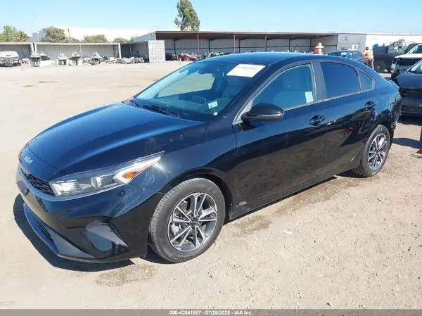 3KPF24AD4NE433610 2022 KIA FORTE - Image 2