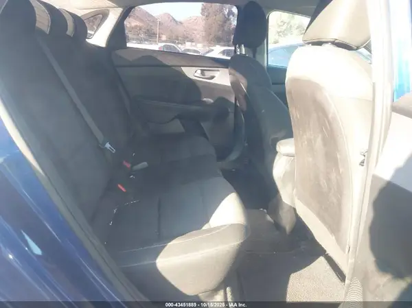 3KPF24AD4NE434949 2022 KIA FORTE - Image 8