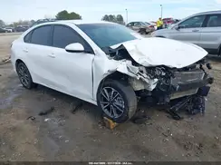 3KPF24AD4NE435339 2022 KIA FORTE