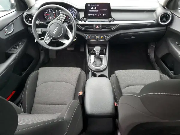 3KPF24AD4NE441187 2022 KIA FORTE - Image 8