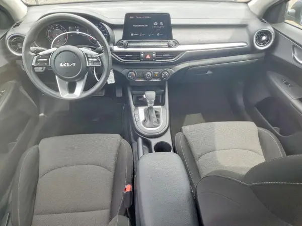 3KPF24AD4NE441948 2022 KIA FORTE - Image 8