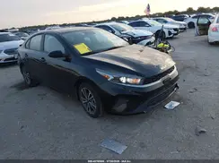3KPF24AD4NE442162 2022 KIA FORTE