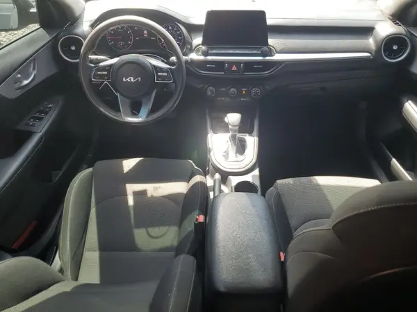 3KPF24AD4NE442436 2022 KIA FORTE - Image 8