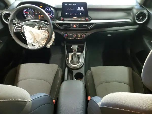 3KPF24AD4NE442596 2022 KIA FORTE - Image 8