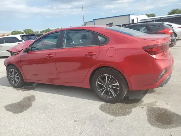 3KPF24AD4NE444039 2022 KIA FORTE - Image 2