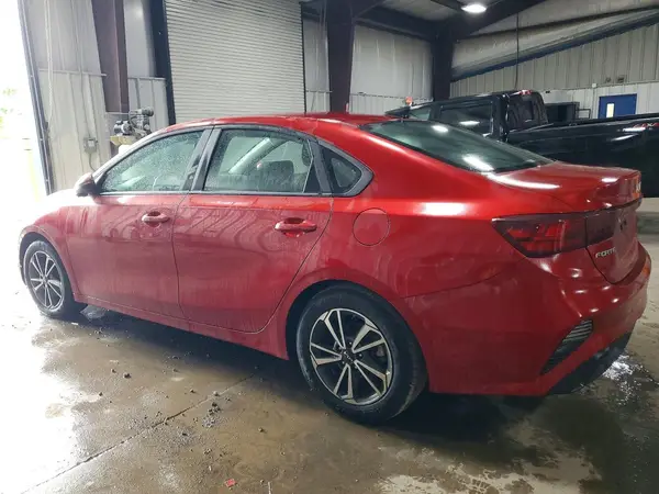 3KPF24AD4NE445515 2022 KIA FORTE - Image 2