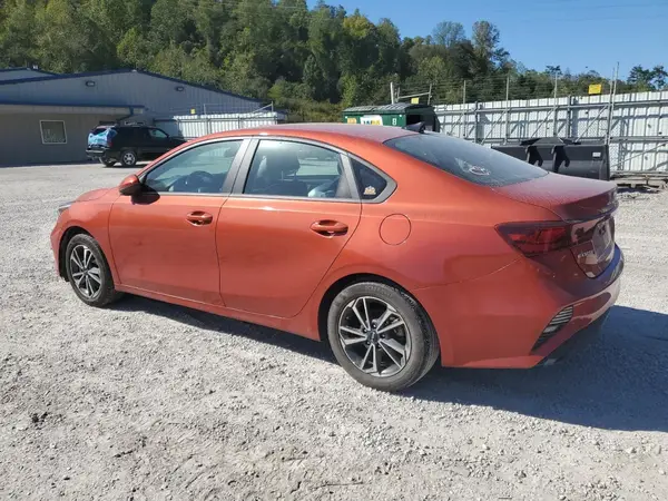 3KPF24AD4NE446194 2022 KIA FORTE - Image 2