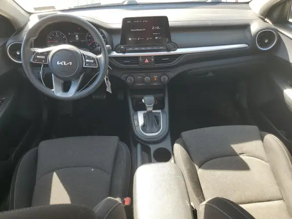 3KPF24AD4NE446194 2022 KIA FORTE - Image 8