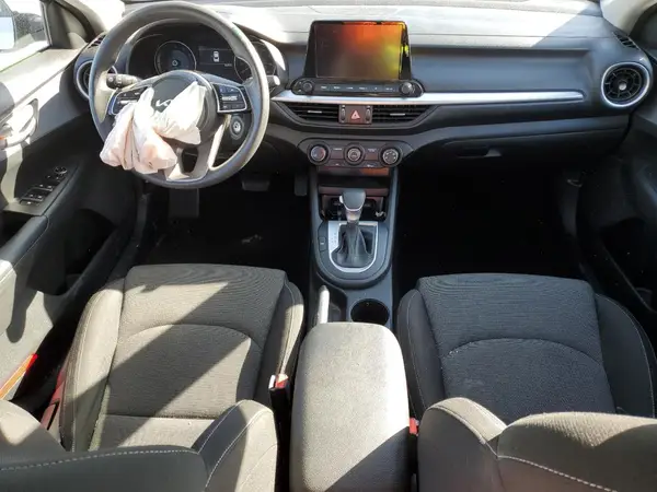 3KPF24AD4NE452190 2022 KIA FORTE - Image 8