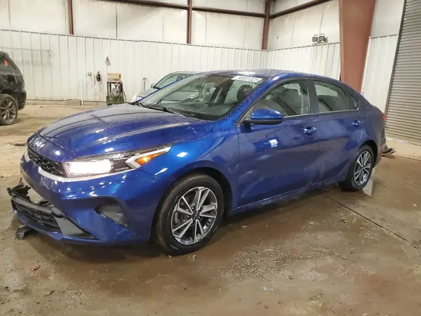 3KPF24AD4NE453680 2022 KIA FORTE - Image 1