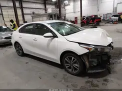 3KPF24AD4NE456241 2022 KIA FORTE