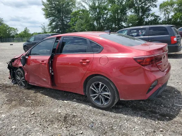 3KPF24AD4NE458765 2022 KIA FORTE - Image 2
