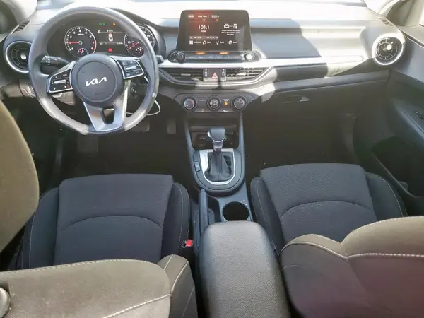 3KPF24AD4NE464095 2022 KIA FORTE - Image 8