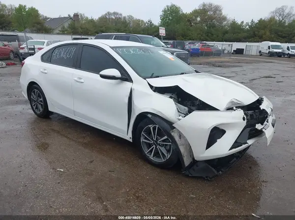 3KPF24AD4NE465957 2022 KIA FORTE - Image 1