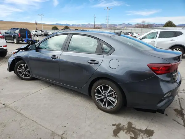 3KPF24AD4NE467174 2022 KIA FORTE - Image 2