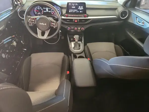 3KPF24AD4NE468552 2022 KIA FORTE - Image 8
