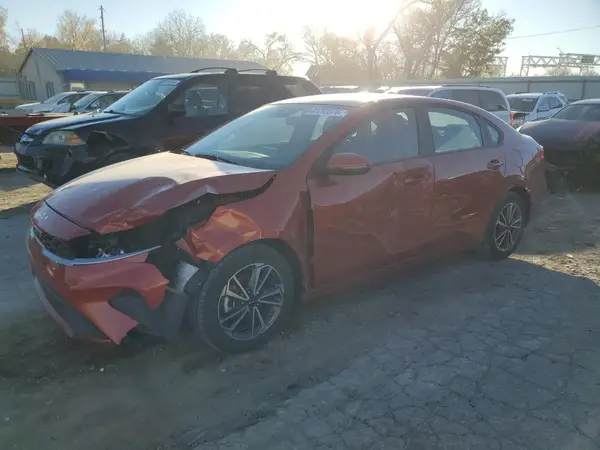 3KPF24AD4NE471709 2022 KIA FORTE - Image 1