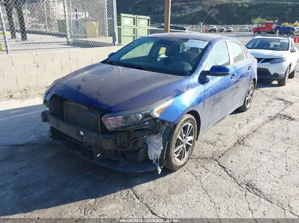 3KPF24AD4NE473427 2022 KIA FORTE - Image 2