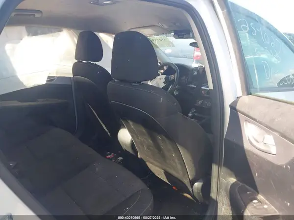 3KPF24AD4NE473962 2022 KIA FORTE - Image 8