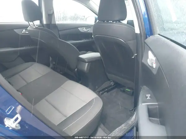 3KPF24AD4NE478742 2022 KIA FORTE - Image 8