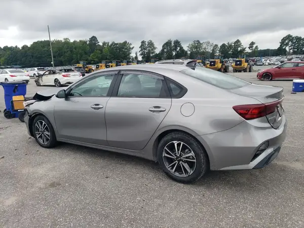 3KPF24AD4NE479115 2022 KIA FORTE - Image 2
