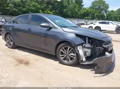 3KPF24AD4NE480684 2022 KIA FORTE