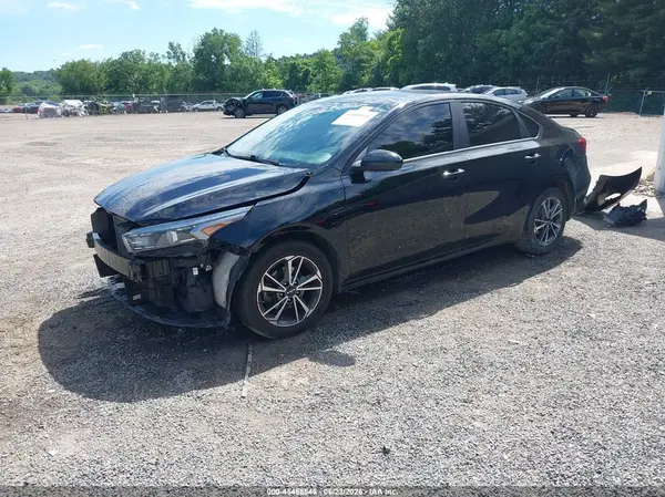 3KPF24AD4NE481821 2022 KIA FORTE - Image 2
