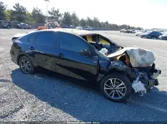 3KPF24AD4NE482578 2022 KIA FORTE