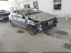 3KPF24AD4NE483701 2022 KIA FORTE