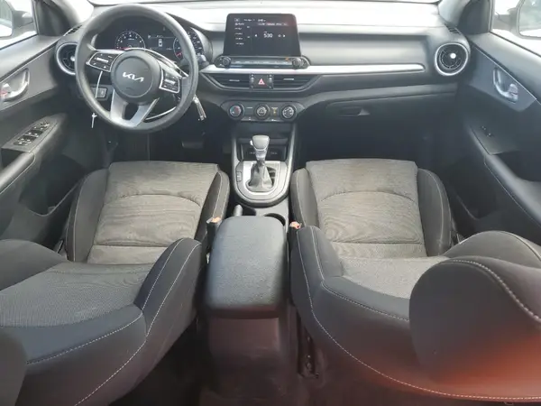 3KPF24AD4NE485111 2022 KIA FORTE - Image 8