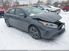 3KPF24AD4NE485402 2022 KIA FORTE