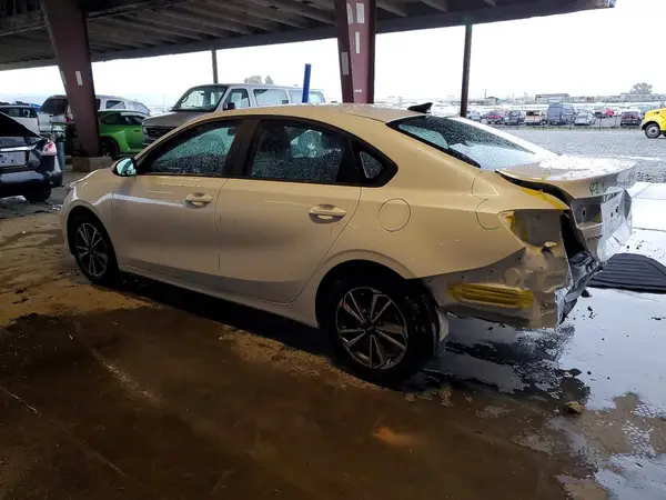 3KPF24AD4NE487036 2022 KIA FORTE - Image 2