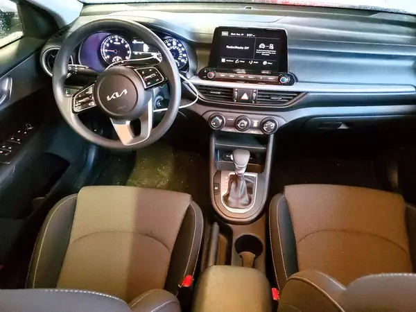 3KPF24AD4NE487036 2022 KIA FORTE - Image 8