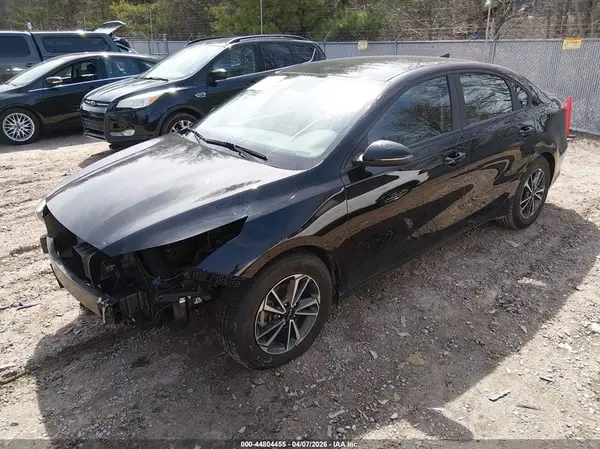 3KPF24AD4NE488638 2022 KIA FORTE - Image 2