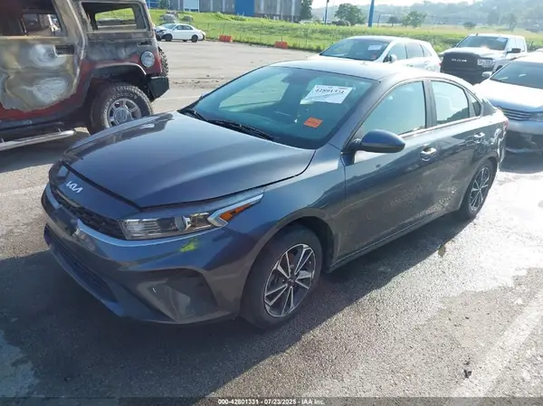 3KPF24AD4NE489725 2022 KIA FORTE - Image 2
