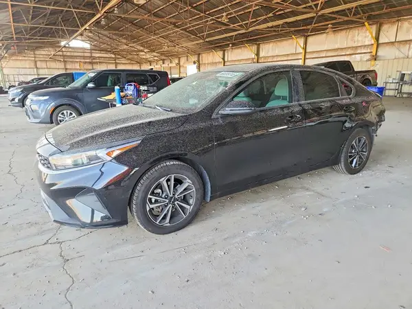 3KPF24AD4NE493810 2022 KIA FORTE - Image 1
