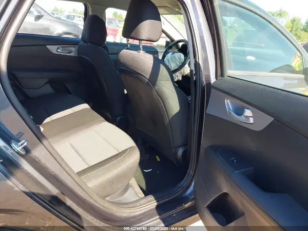 3KPF24AD4NE494097 2022 KIA FORTE - Image 8