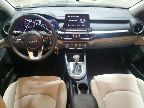 3KPF24AD4NE496061 2022 KIA FORTE - Image 8