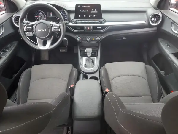 3KPF24AD4NE496626 2022 KIA FORTE - Image 8